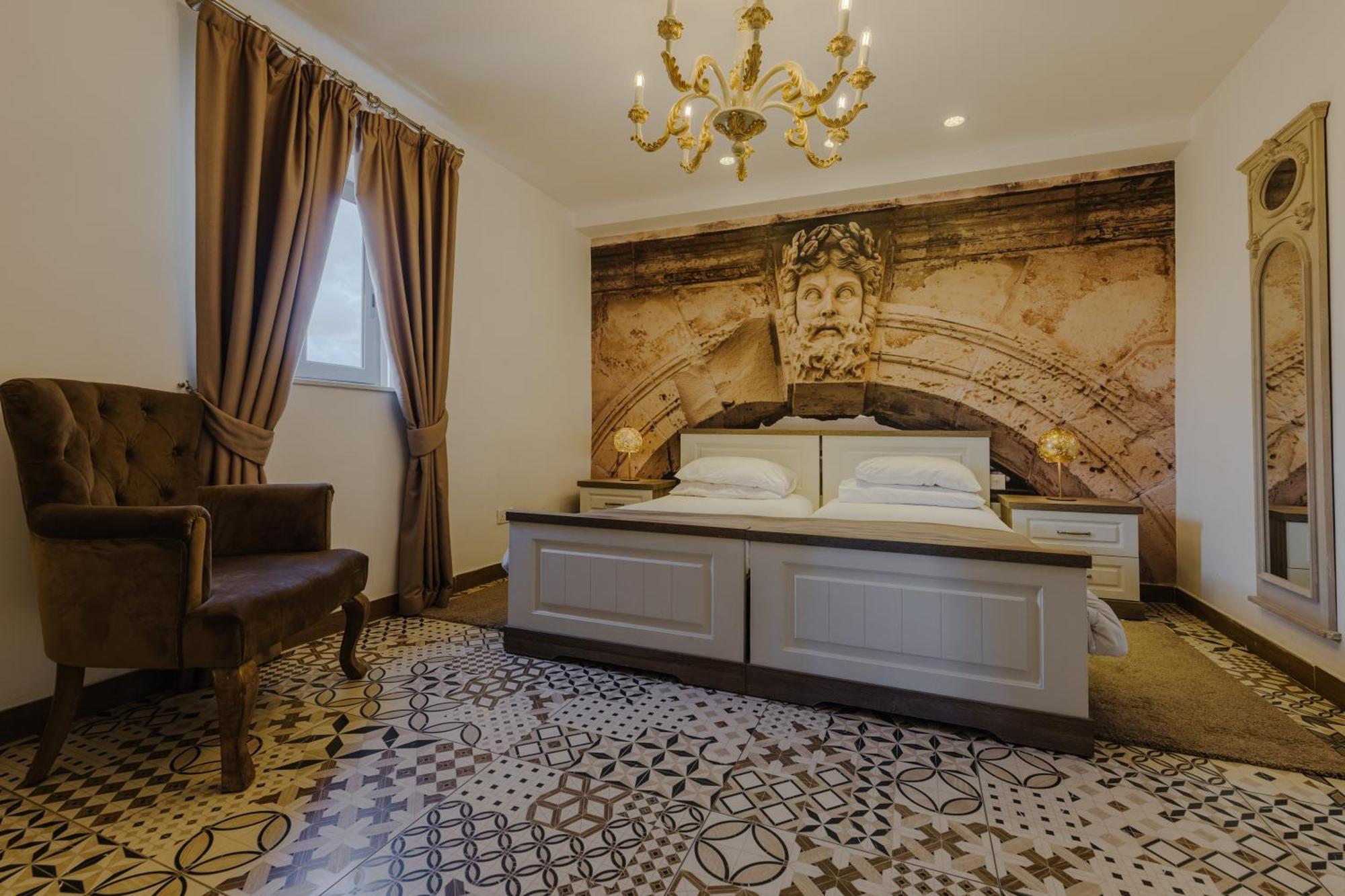 Jean De Valette Boutique Living فاليتا